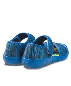 Little Blue Lamb, water shoes