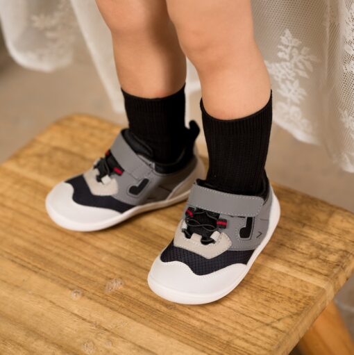 baby's barefoot sneakers, LittleBlueLamb