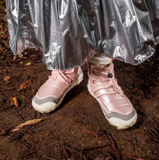 kids winter sneakers, barefoot, pineapple